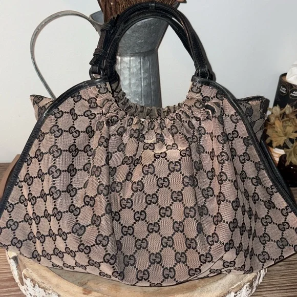 Gucci Brown Canvas Tote with Monogram Pattern - Picture 2 of 14